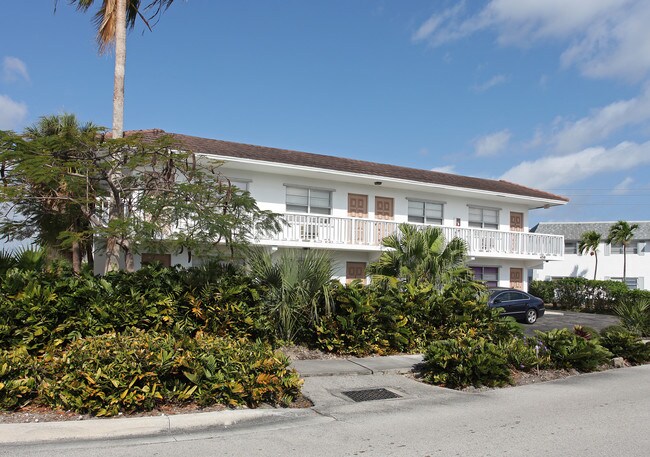 459 SW 8th St in Boca Raton, FL - Building Photo - Building Photo