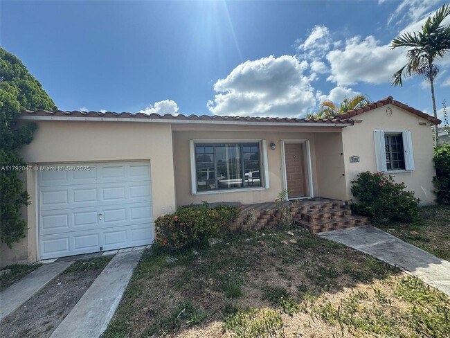 property at 1901 SW 18th Ave