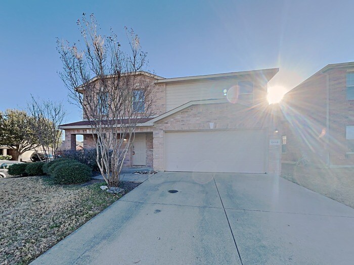 13868 Sonterra Ranch Rd in Roanoke, TX - Building Photo
