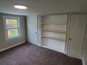 546 Larimer Ave, Unit 546 Larimer in Turtle Creek, PA - Building Photo - Building Photo