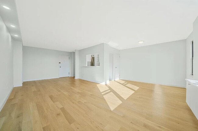 property at 460 E 79th St