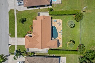 7598 Fairway Trail in Boca Raton, FL - Building Photo - Building Photo