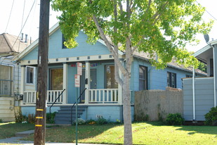 4406 Adeline St Apartments