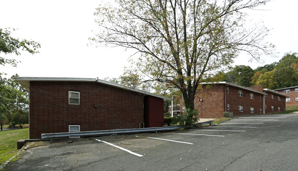 Malcolm Gardens Apartments North Plainfield, NJ Apartments For Rent