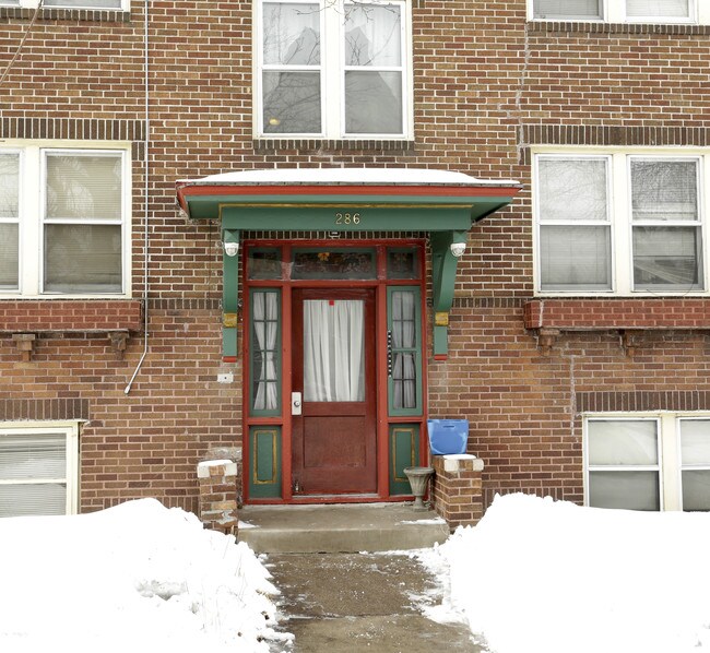 286 Van Buren Ave in St. Paul, MN - Building Photo - Building Photo