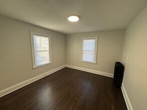 29-31 Nesbit Ave in West Hartford, CT - Building Photo - Building Photo