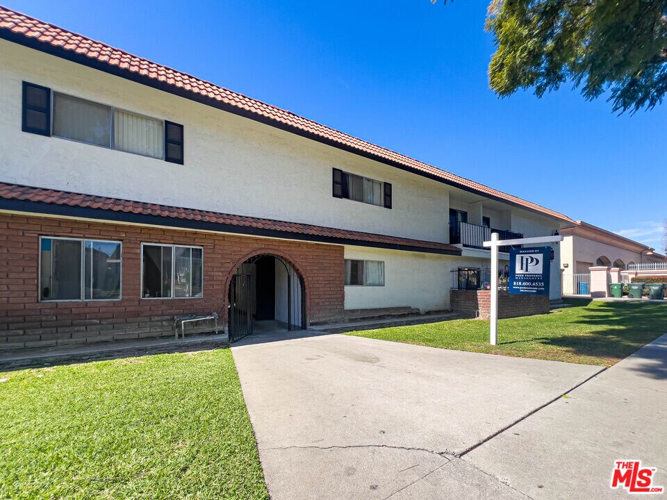 6535 Pickering Ave in Whittier, CA - Building Photo