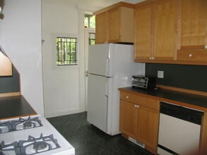 524 Orme Cir NE in Atlanta, GA - Foto de edificio - Building Photo