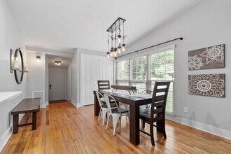 932 Spottswood Dr in Tallahassee, FL - Building Photo - Building Photo