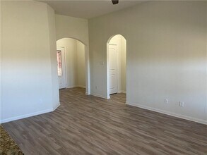 1252 Violet Ln in Kyle, TX - Building Photo - Building Photo