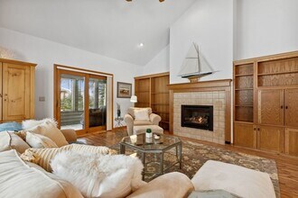 1030 Mountain Park Dr in Whitefish, MT - Building Photo - Building Photo