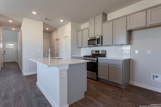 224 Camryn Xing in San Antonio, TX - Building Photo - Building Photo
