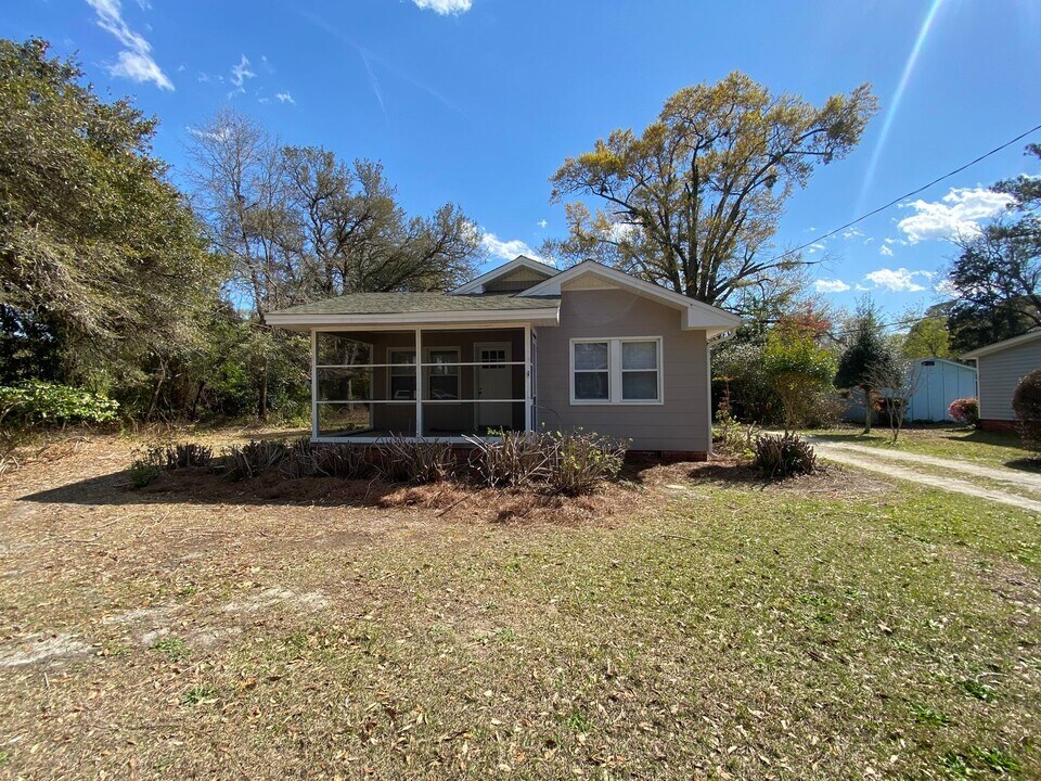 4130 Lake Ave in Wilmington, NC - Building Photo