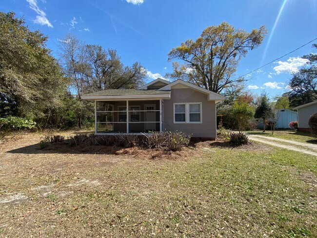 property at 4130 Lake Ave