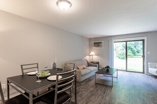 Spark Windsor in Windsor, CT - Building Photo