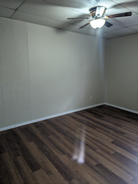 100 S Farragut St in Bay City, MI - Building Photo