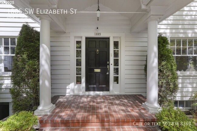1805 SW Elizabeth St in Portland, OR - Building Photo - Building Photo