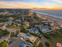 6439 Surfside Way in Malibu, CA - Building Photo - Building Photo