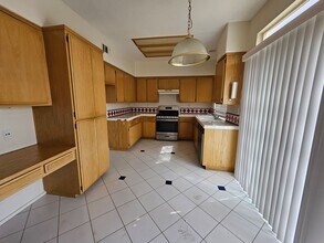 37147 Alder St in Palmdale, CA - Building Photo - Building Photo