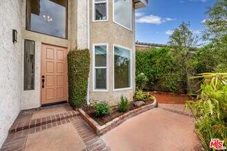 3974 Astaire Ave in Culver City, CA - Building Photo - Building Photo
