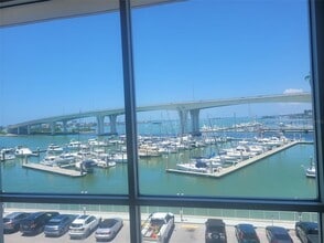 100 Pierce St in Clearwater, FL - Building Photo - Building Photo