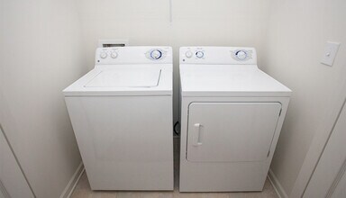 2136 Purple and Gold Way in Harrisonburg, VA - Building Photo - Building Photo