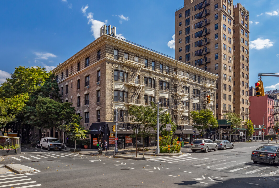 170-178 Ninth Ave in New York, NY - Foto de edificio