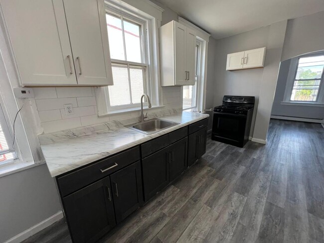 115 Inslee Pl in Elizabeth, NJ - Building Photo - Building Photo