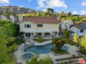 17672 Bryan Pl in Los Angeles, CA - Building Photo - Building Photo