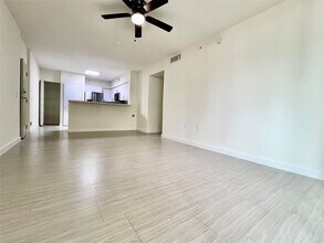 601 NE 39th St in Miami, FL - Foto de edificio - Building Photo