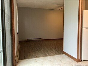 65 Aspetuck Vlg in New Milford, CT - Building Photo - Building Photo