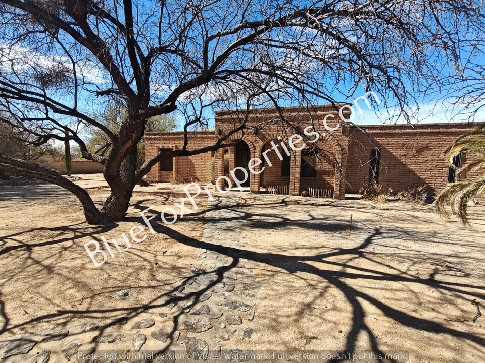 4365 N Banyon Tree Dr in Tucson, AZ - Building Photo