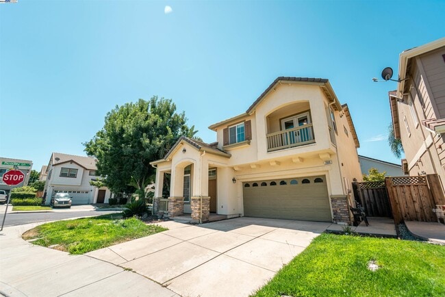 2609 Intrigue Ln in Brentwood, CA - Building Photo - Building Photo