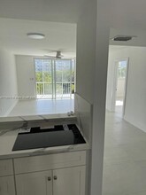 2930 Point E Dr in Aventura, FL - Building Photo - Building Photo