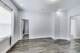 322 N Lamon Ave in Chicago, IL - Building Photo - Building Photo