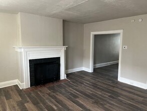 2336 Penn St in Harrisburg, PA - Building Photo - Building Photo