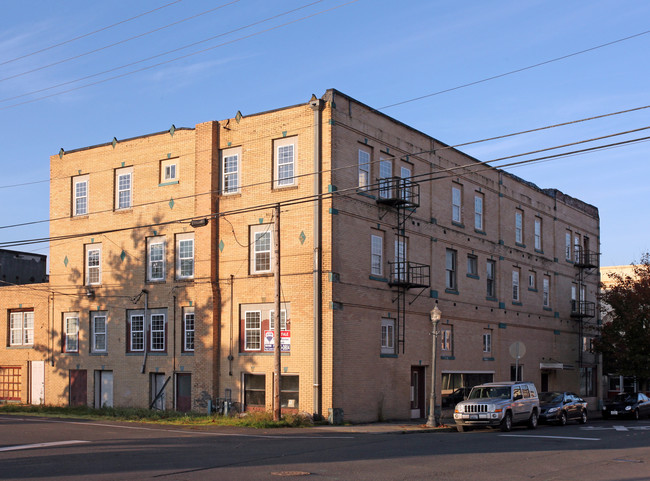 Wilson Apartments in Centralia, WA - Building Photo - Building Photo