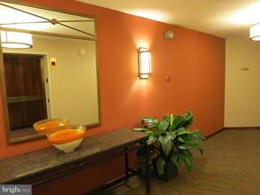 2555 Pennsylvania Avenue NW in Washington, DC - Building Photo - Building Photo
