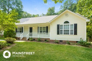 304 Kingsbrook Cir in Fuquay Varina, NC - Building Photo