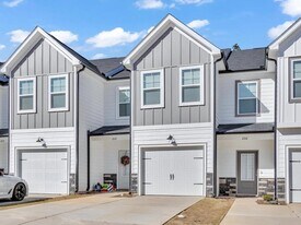 1042 Linsmore Ave in Grovetown, GA - Building Photo