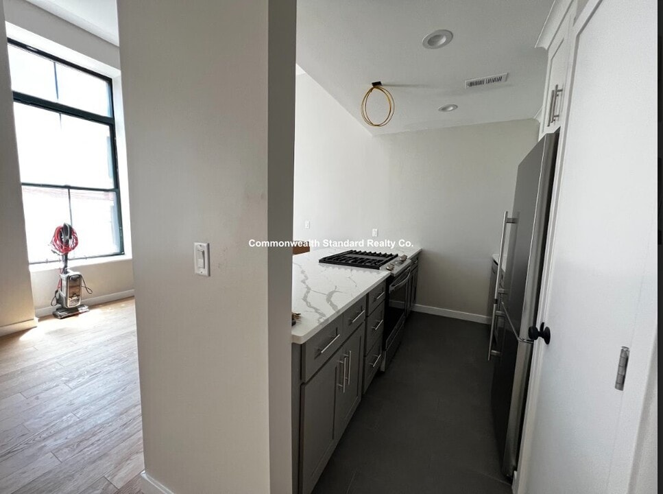 1661-1663 Washington St. Unit 306 in Boston, MA - Foto de edificio