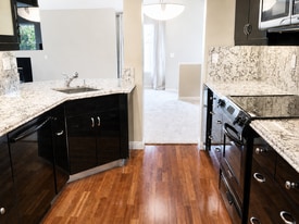 17 Vassar Aisle, Unit model B-2 in Irvine, CA - Building Photo