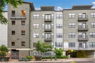 2502 Leon St, Unit 206 in Austin, TX - Building Photo