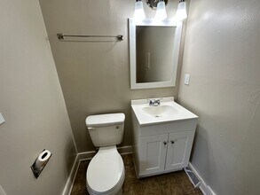 2469 S St Clair St in Wichita, KS - Building Photo - Building Photo