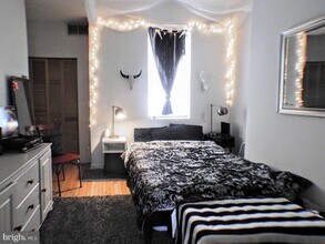 958 N 2nd St-Unit -2ND FLR in Philadelphia, PA - Building Photo - Building Photo