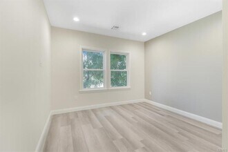 571 Lincoln Ave in Pasadena, CA - Building Photo - Building Photo