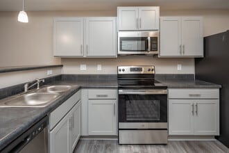 Airport Place Apartments in Clarksville, TN - Foto de edificio - Interior Photo