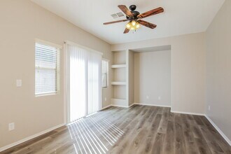 10295 W Via Del Sol in Peoria, AZ - Building Photo - Building Photo