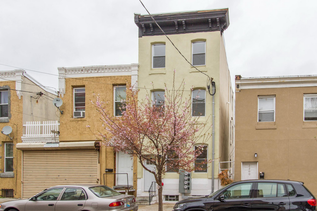 2031 E Susquehanna Ave in Philadelphia, PA - Foto de edificio