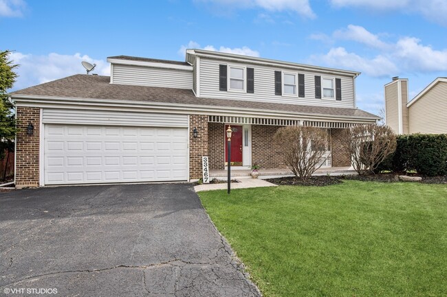 33467 N Gagewood Ln in Grayslake, IL - Building Photo - Building Photo